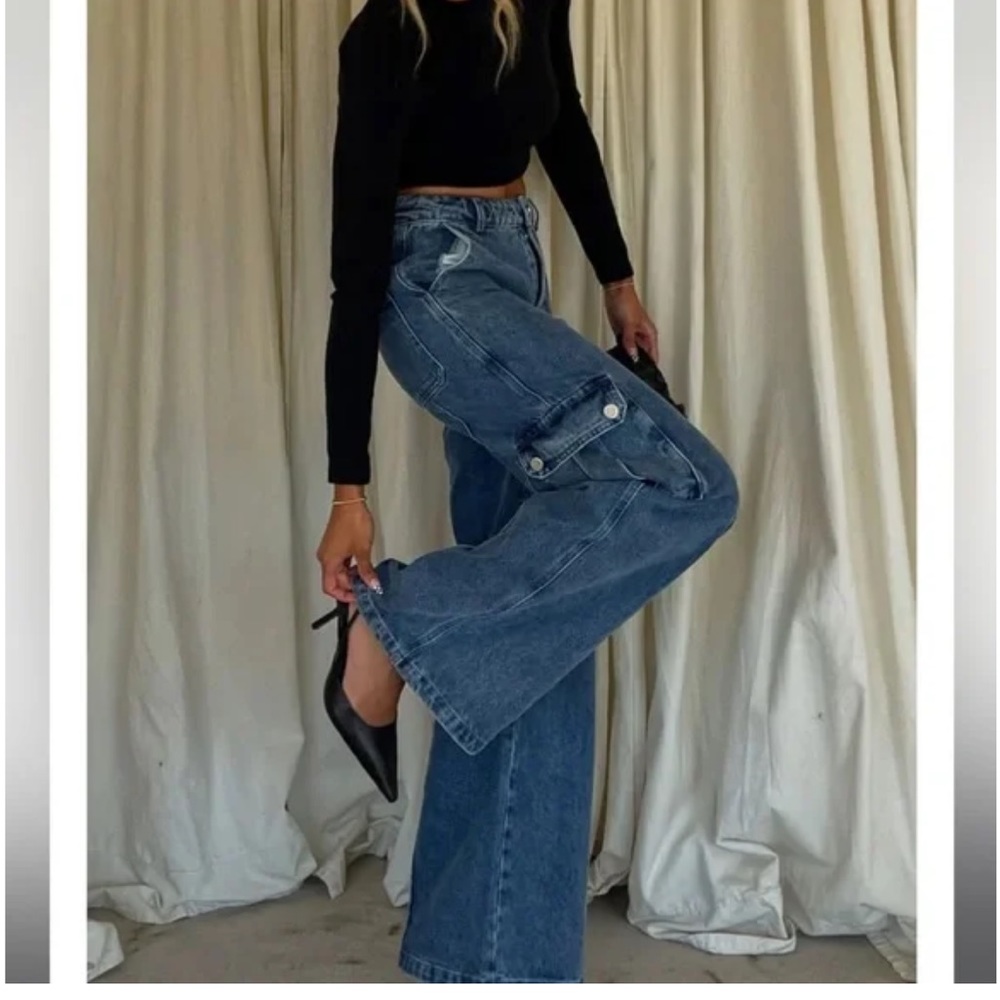 Rumored cargo Jeans